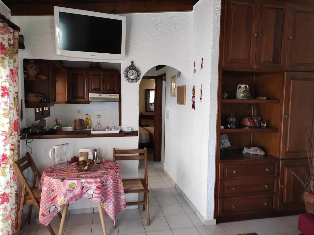 Melia's House