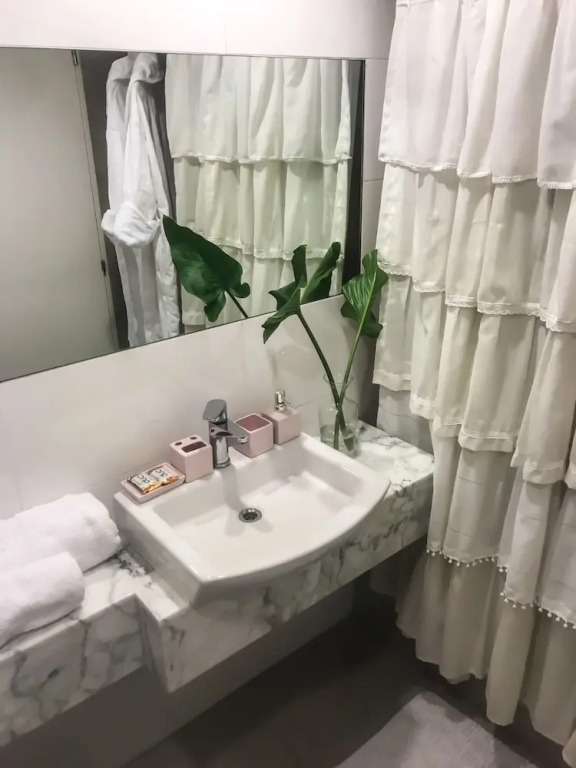 Master Suite Apartment