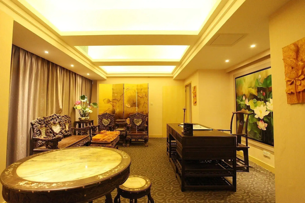 K-hotel