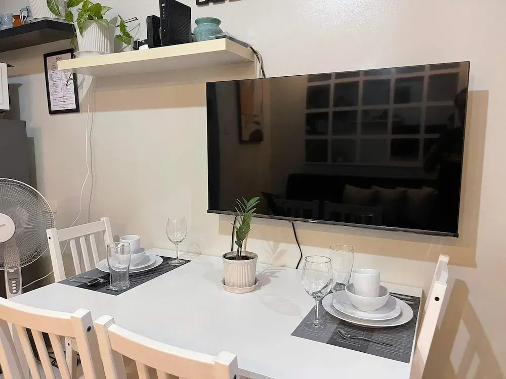 Shell Residence Moa by Gie