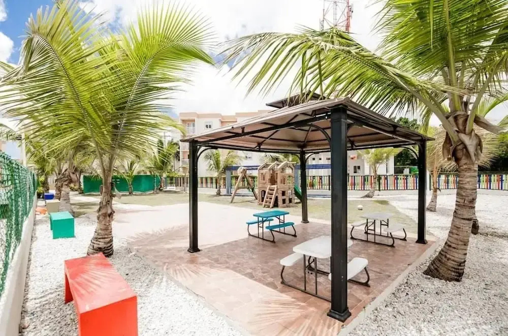 Modern Apartment 5 min From the Airport