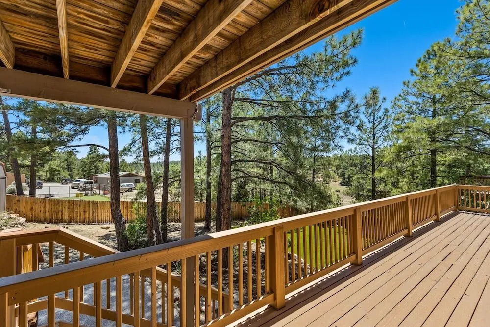 Sinagua Heights Flagstaff 4 Bedroom Home by RedAwning