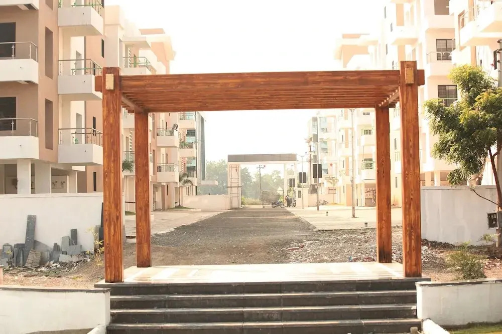 Saburi Service Apartments