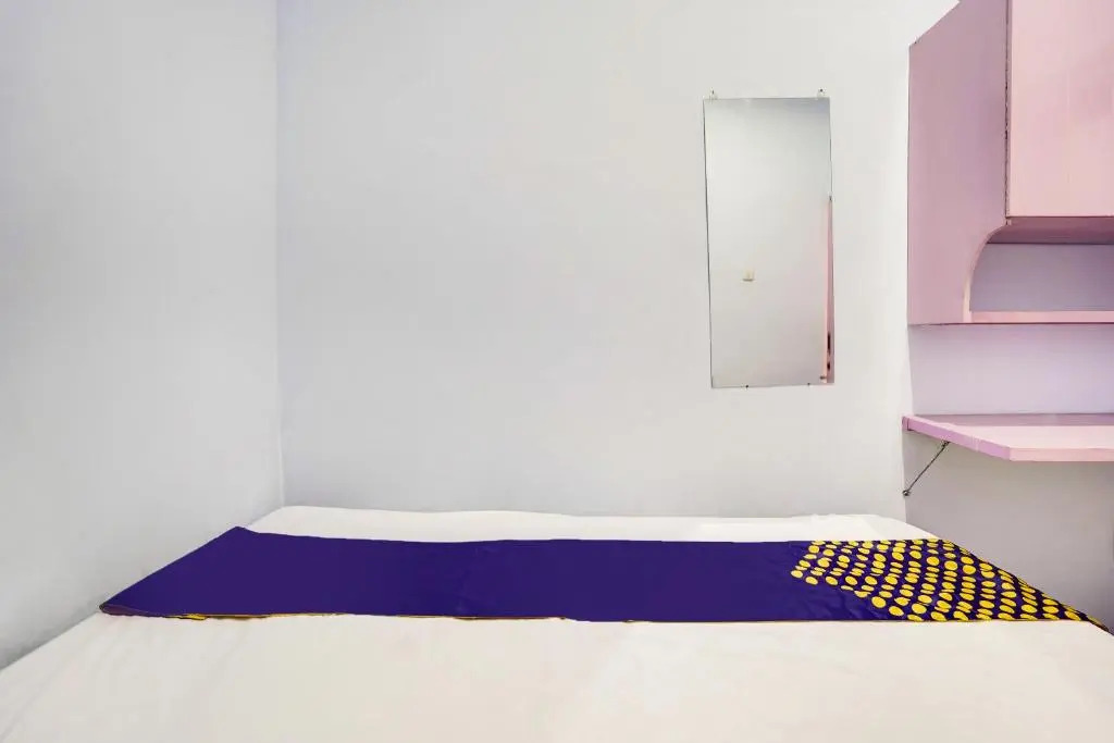OYO Life 91626 Rr Kost Putri Syariah