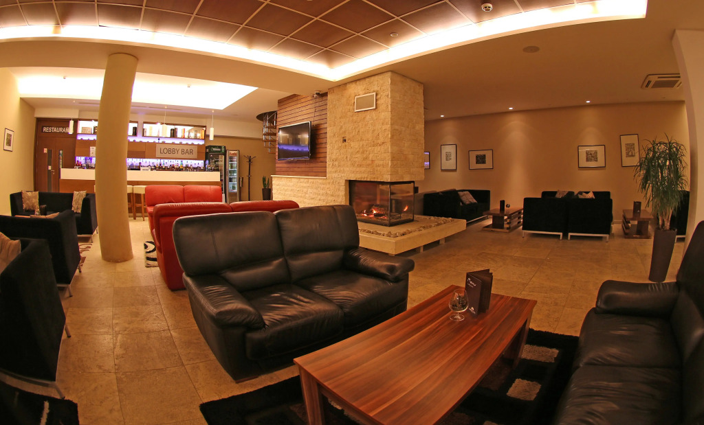 Radinas Way Hotel
