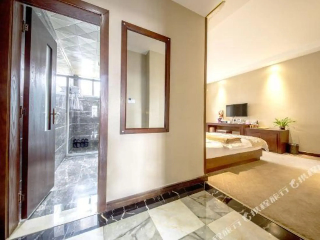 Ziyu Holiday Hotel (Lijiang Ancient City)