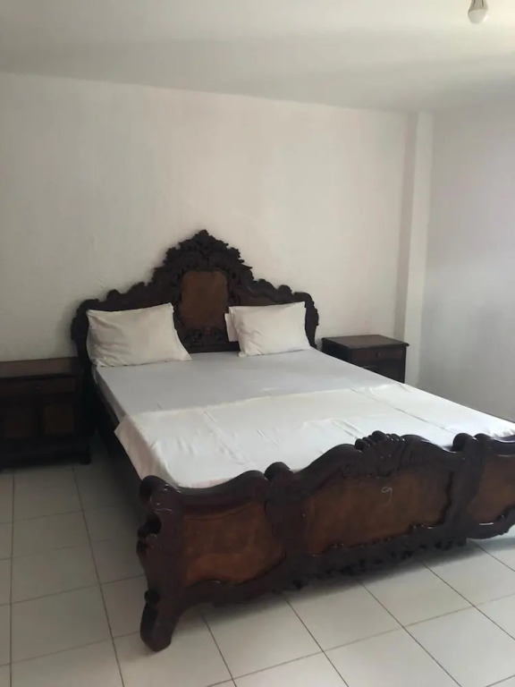 Ngor House