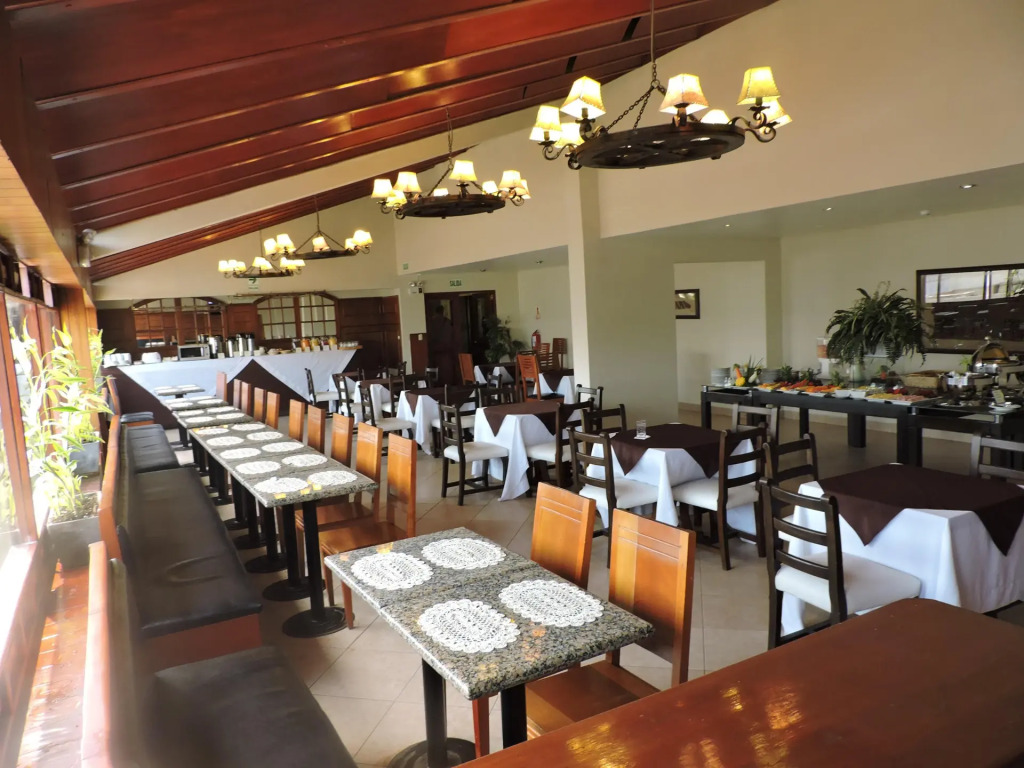 Epiqus Hotel