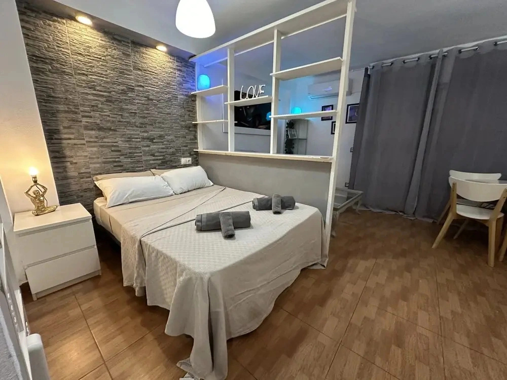 Apartment in Torremolinos With Sea Views