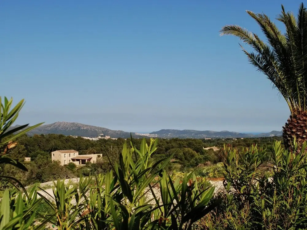 Semi Detached Country House with Large Swimming Pool near Beach & Nice Village