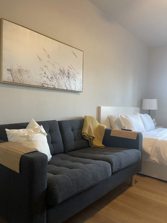 Apartment 202