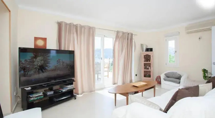 Cami Vell Apartment