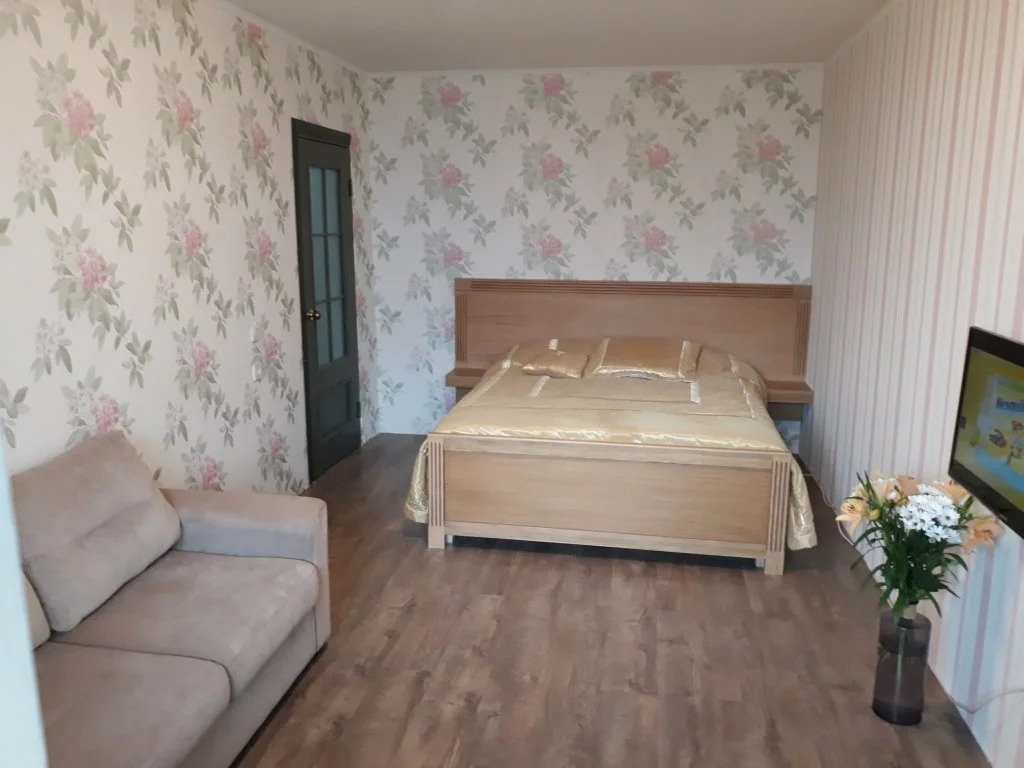 Kvartira U Nmits Im. Almazova Apartments