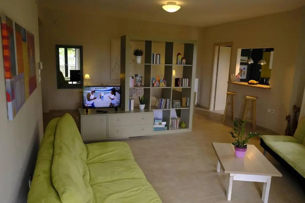 Apartment with garden in Thessaloniki