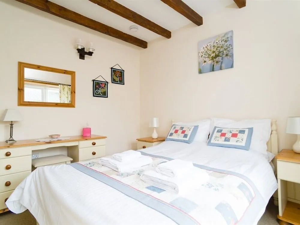 Degembris Cottages