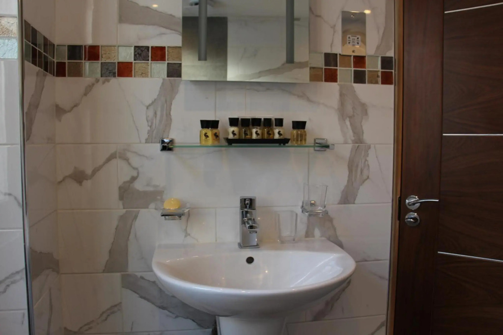 Cheshire Hotel Central London