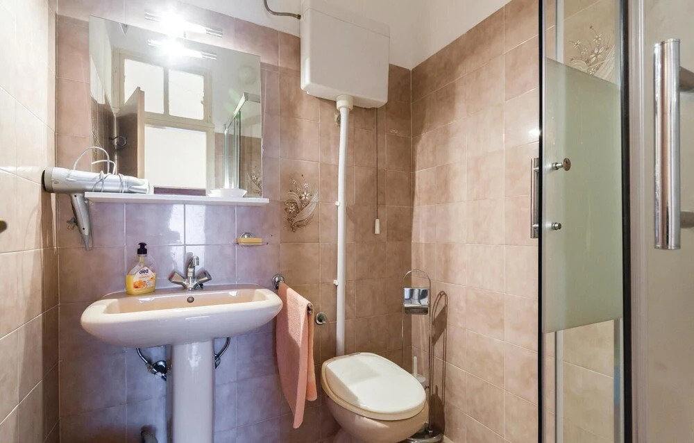 Stunning Home in Banjole With Wifi and 1 Bedrooms