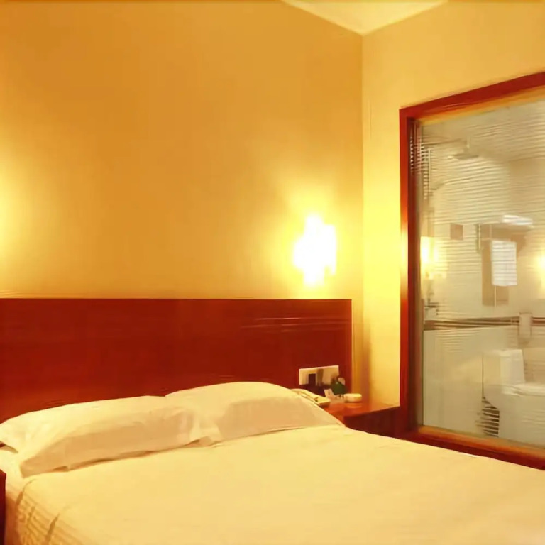 Qinhai Hotel