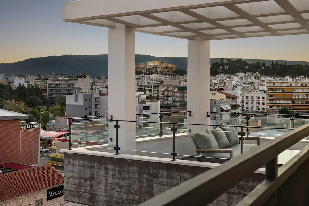 ATHENIAN VIEW LOFT