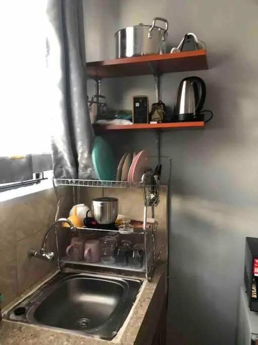 Serenity Studio, Lovely spacious 1-bedroom with ample parking