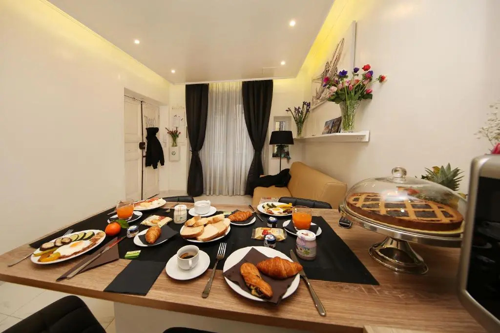 La Maisonnette Tritone Trevi Apartment Rome