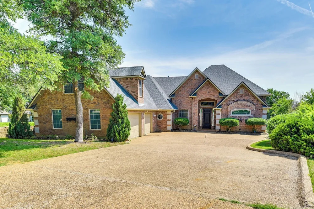 Poolside Fun! Private Lakefront Little Elm Escape
