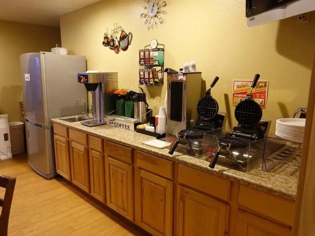 Crest Trail Lodge