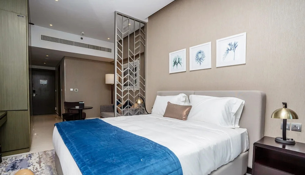 Damac Maison Prive, Lake View