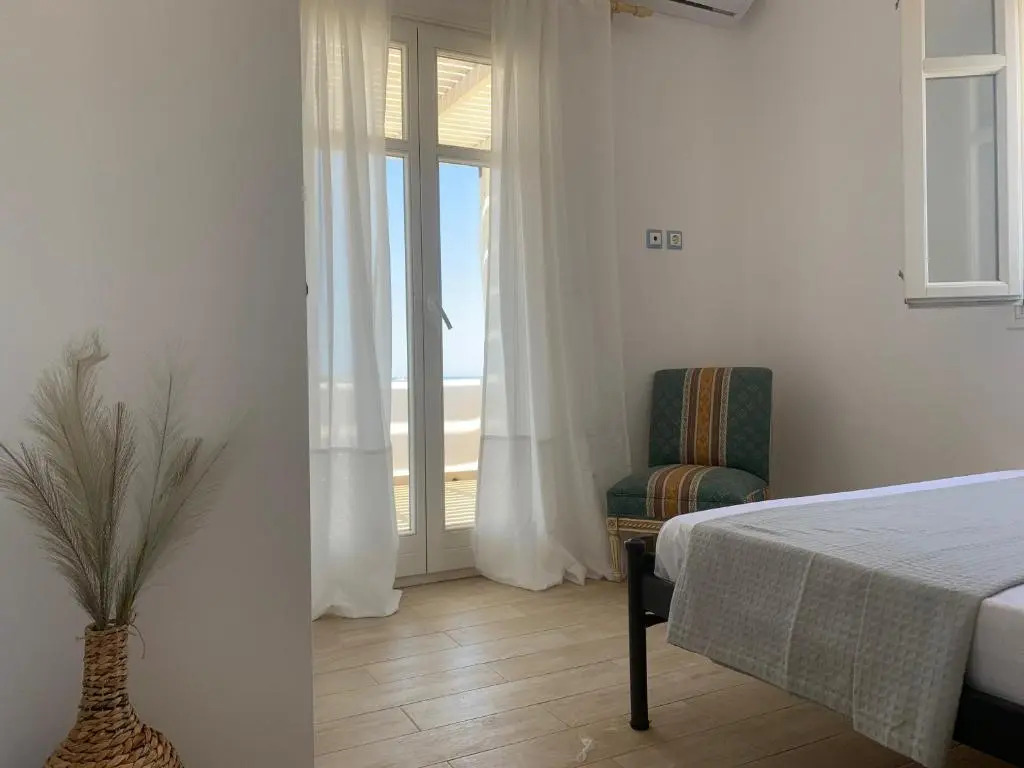 Rosemary Residence in Ampelas. 3 bedroom house