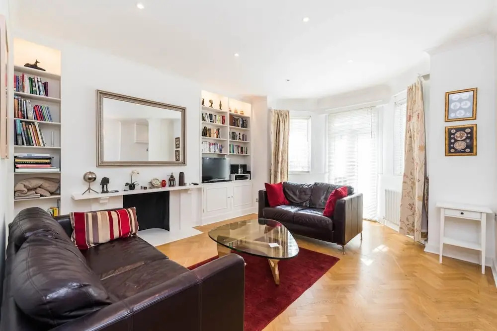 Luxury 2BD Garden Flat in Chelsea