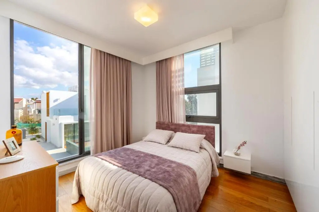 Villa Laurus 6, walking distance to the beach