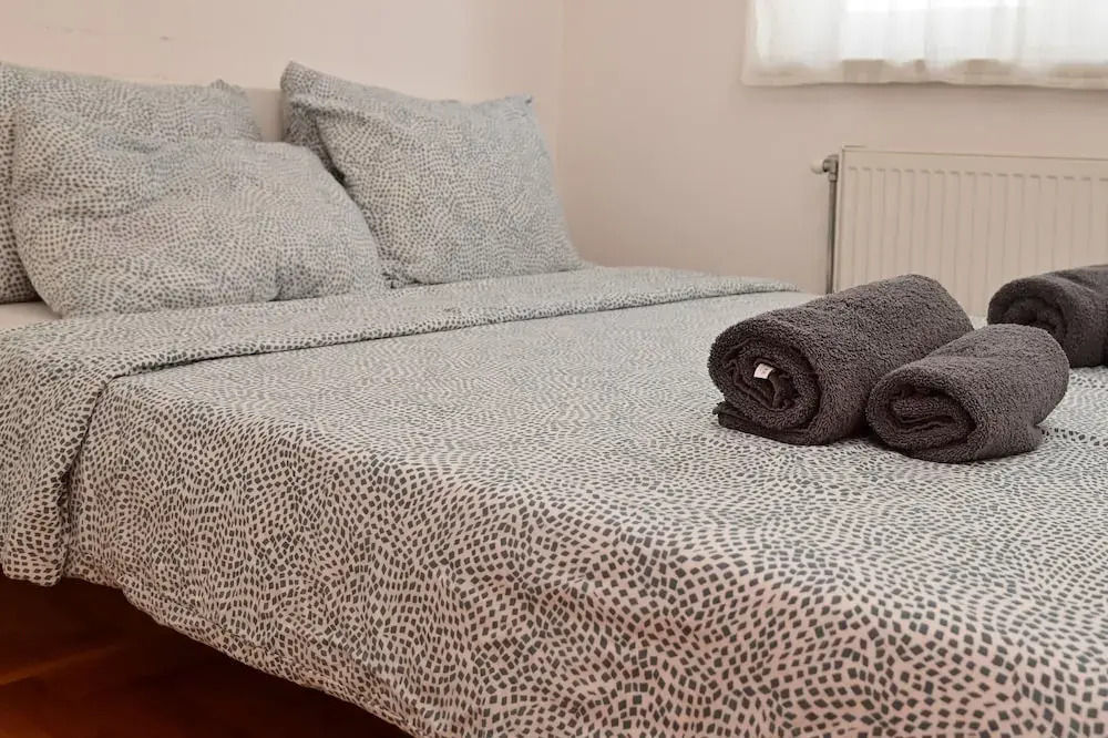 HomeRent White