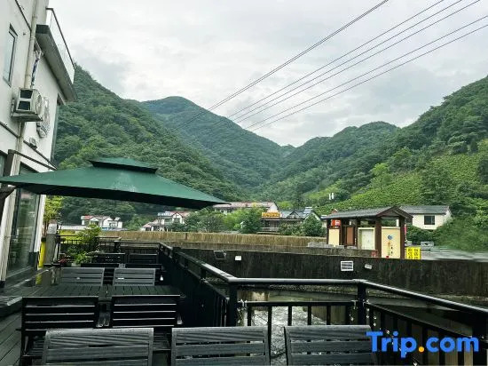 Xiaoyang Tongue Homestay