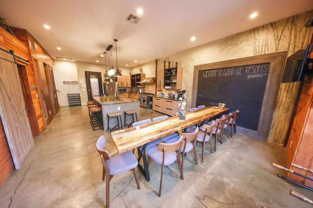 Bamboo Loft 6BR