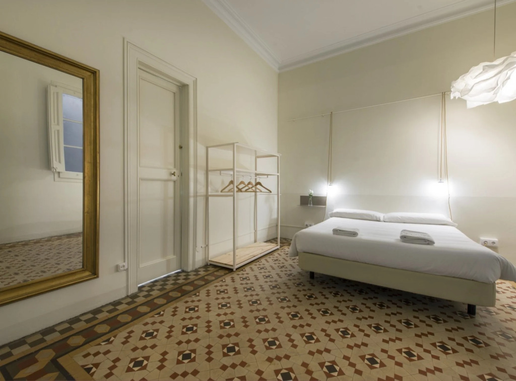RAMBLA - Cozy Big Apartment