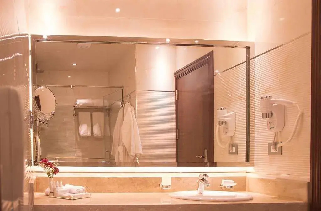 Golden Inn Hotel