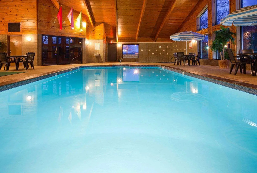 Northwoods Inn & Suites - Blackduck