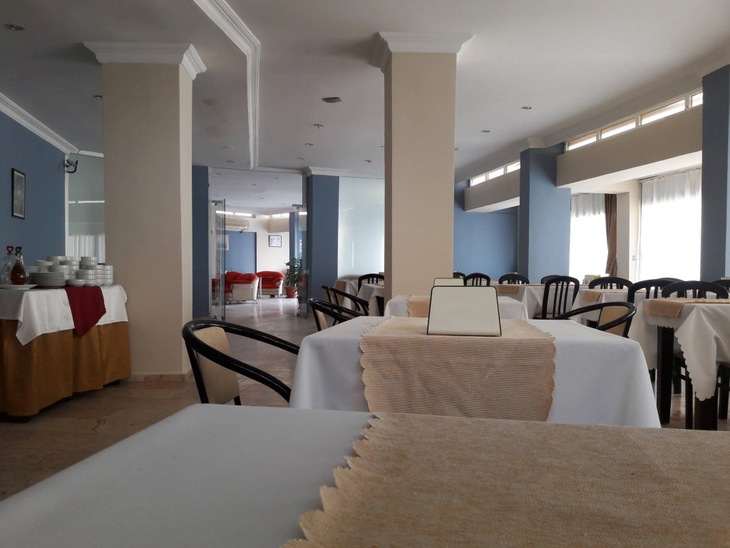 Club Urgench Hotel