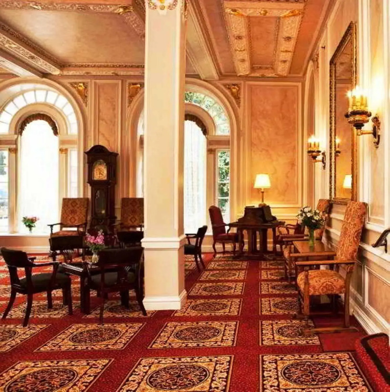 Beresford Arms