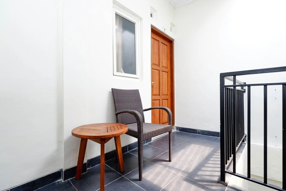 OYO 2428 Trision Hostel