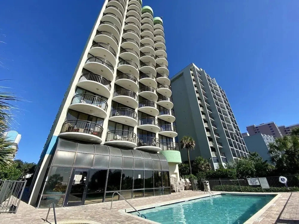 Meridian Plaza 1002