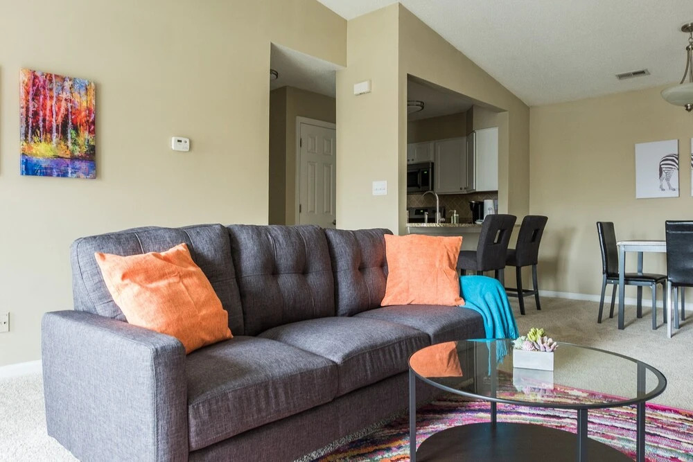 Spacious Uptown Apartments