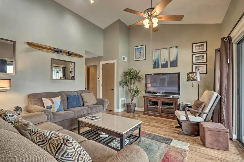 Lake of the Ozarks Views: Osage Beach Condo!
