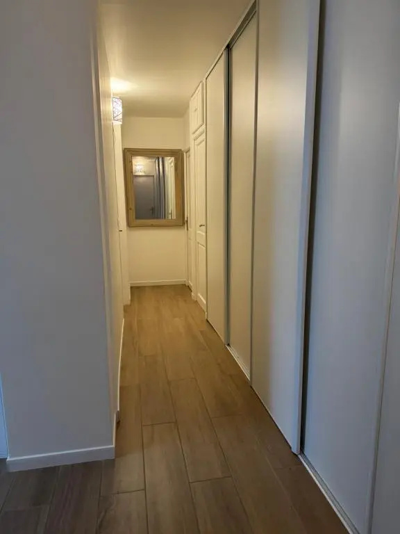 Une chambre dans un appartement, chez l’habitant