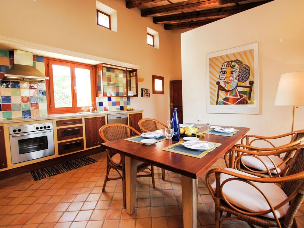 Ideal Holiday Home with Private Pool for Family & Friends