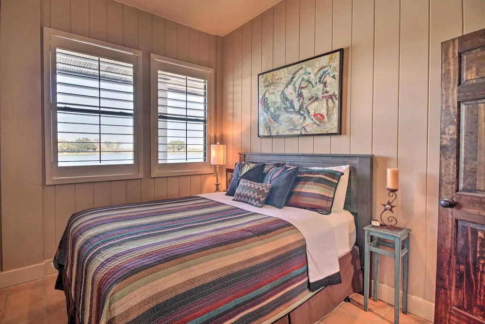 Lakefront Wallis Ranch w/ Private Beach & Patio!