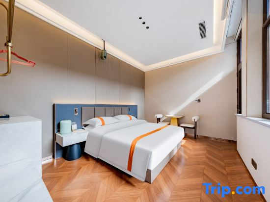 Zhaomu Qingcheng Hotel (Dazhao Temple Scenic Area Branch)