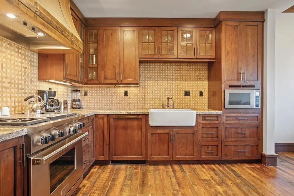 Ski In/ski Out Mid-mountain Getaway 2 Bedroom Condo