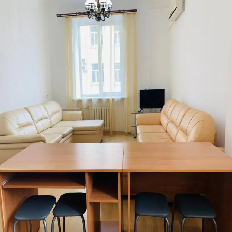 Sovetskij 59 Trehkomnatnye apartamenty rjadom s Administratsiej