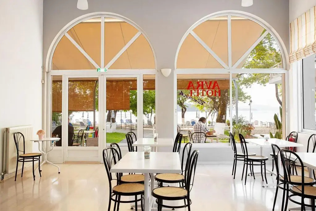 Avra Beach Hotel